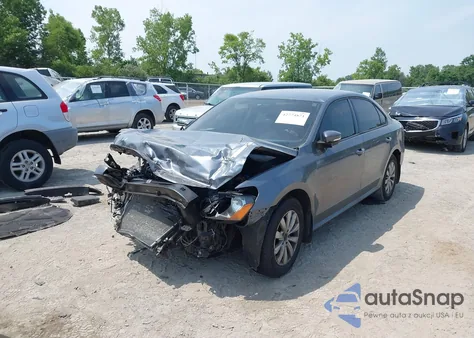 2014 Volkswagen Passat 2.5L Wolfsburg Edition from USA, damaged, VIN 1VWAP7A32EC004698